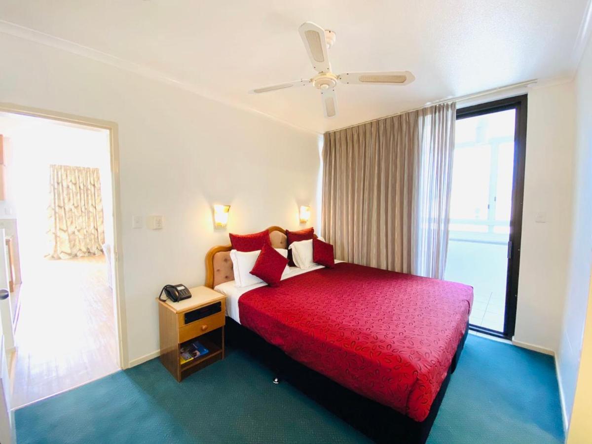 Acacia Court Hotel Cairns Eksteriør billede