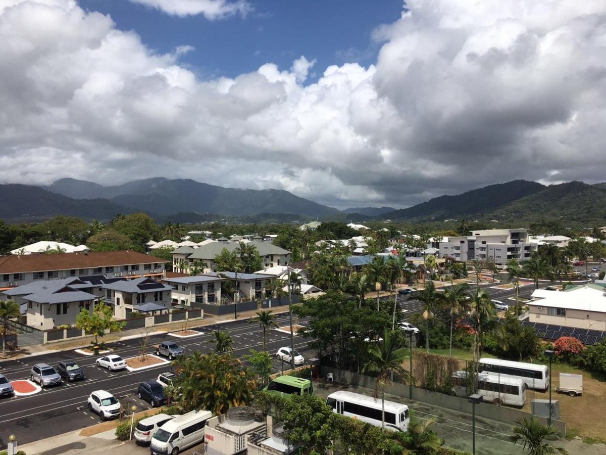 Acacia Court Hotel Cairns Eksteriør billede