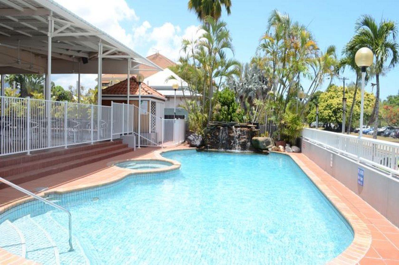 Acacia Court Hotel Cairns Eksteriør billede