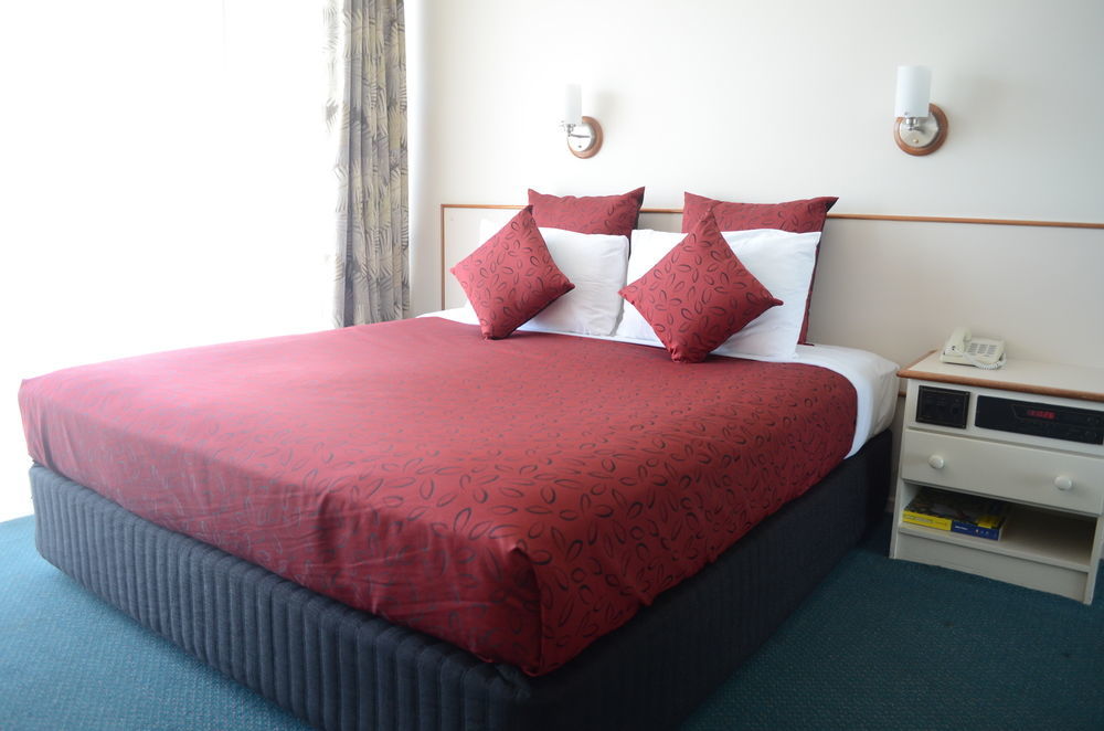 Acacia Court Hotel Cairns Eksteriør billede
