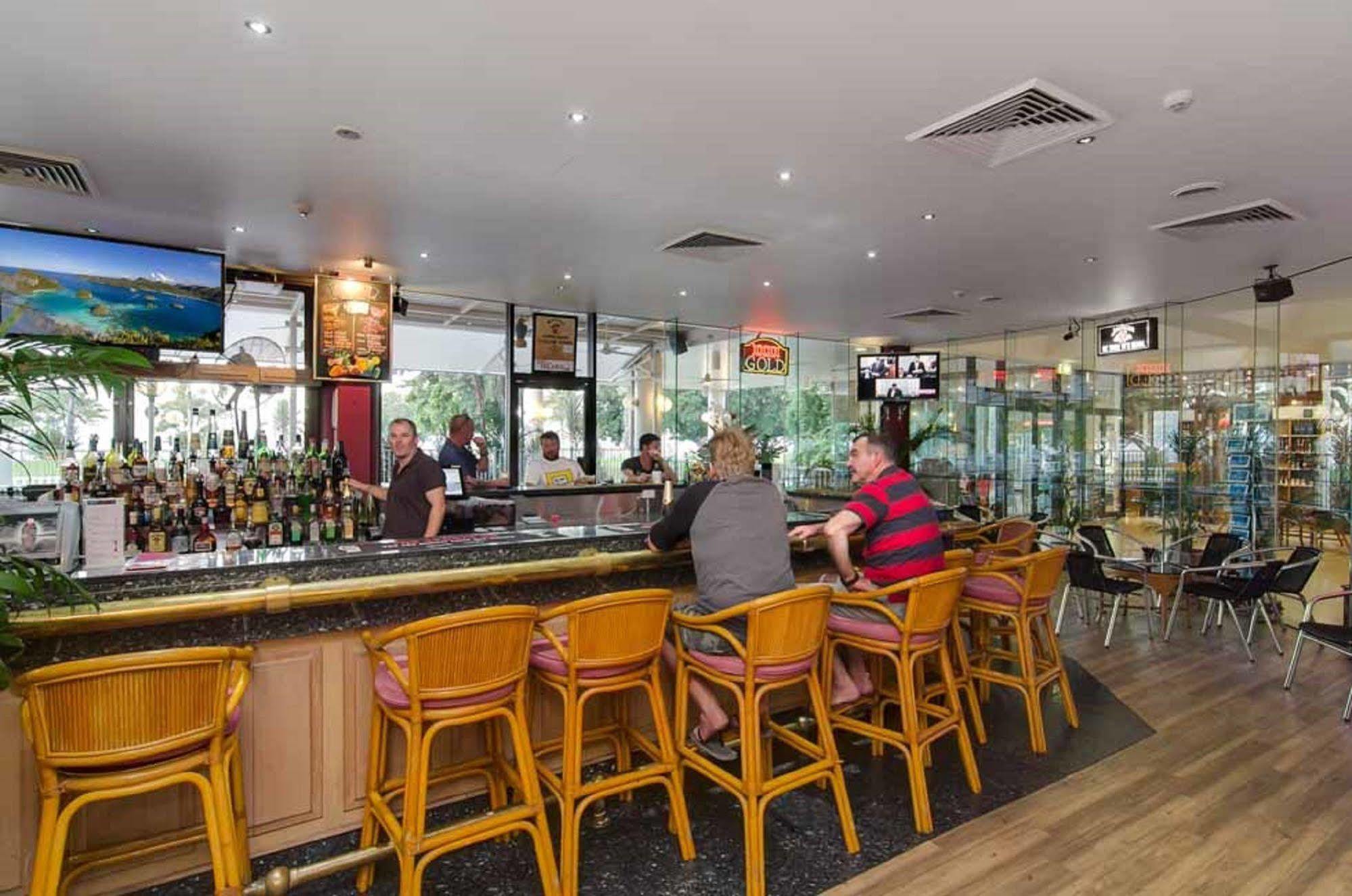 Acacia Court Hotel Cairns Eksteriør billede